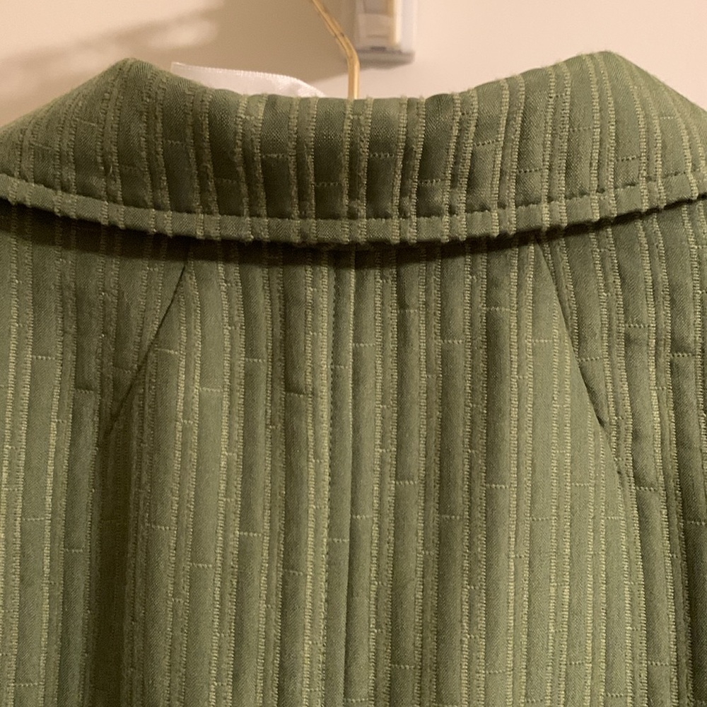 Versatile Fashion Jacket, Dressy or Casual, Unlined, Holiday Ready, Multi-Season - Picture 6 of 10